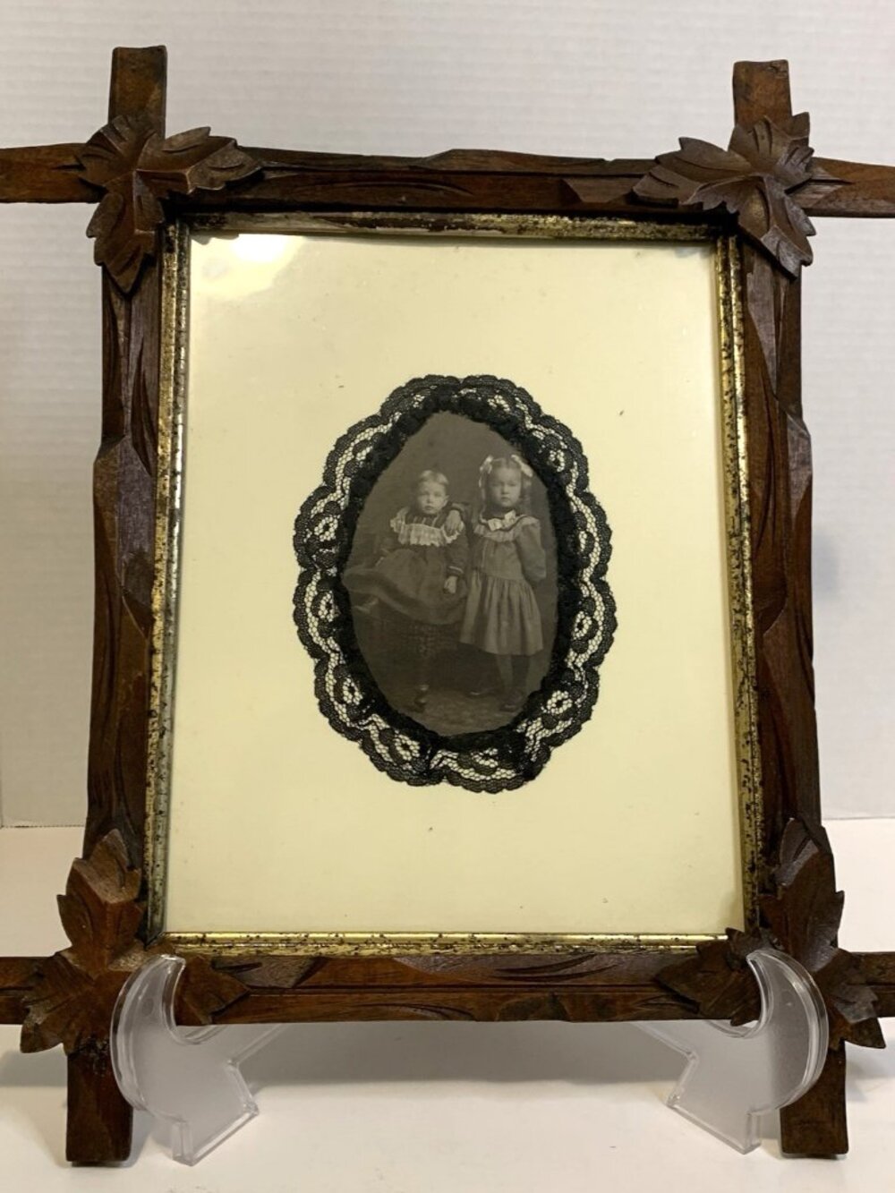 Antique Wooden Adirondack Leaf Frame Carved 13"x11"
